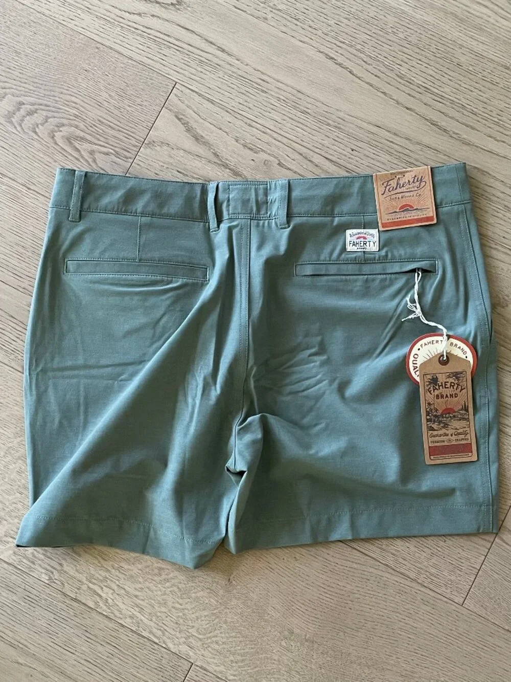 NWT Faherty All Day Shorts 5